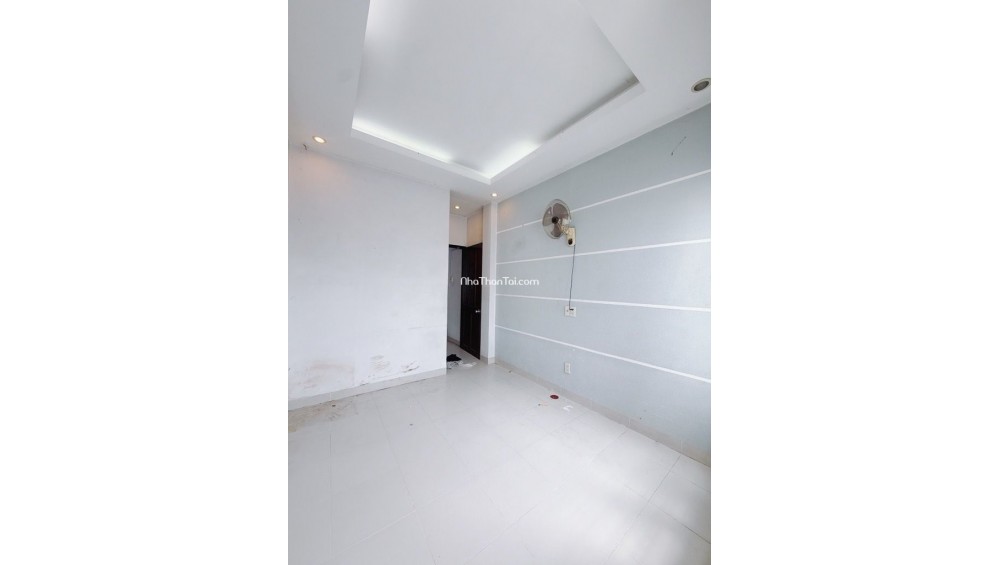 Nhà Tôn Đản , Quận 4, 1 lững , 2 lầu, 21 m2.